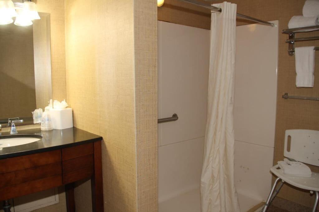 Hotel Comfort & Inner Harbor 3*