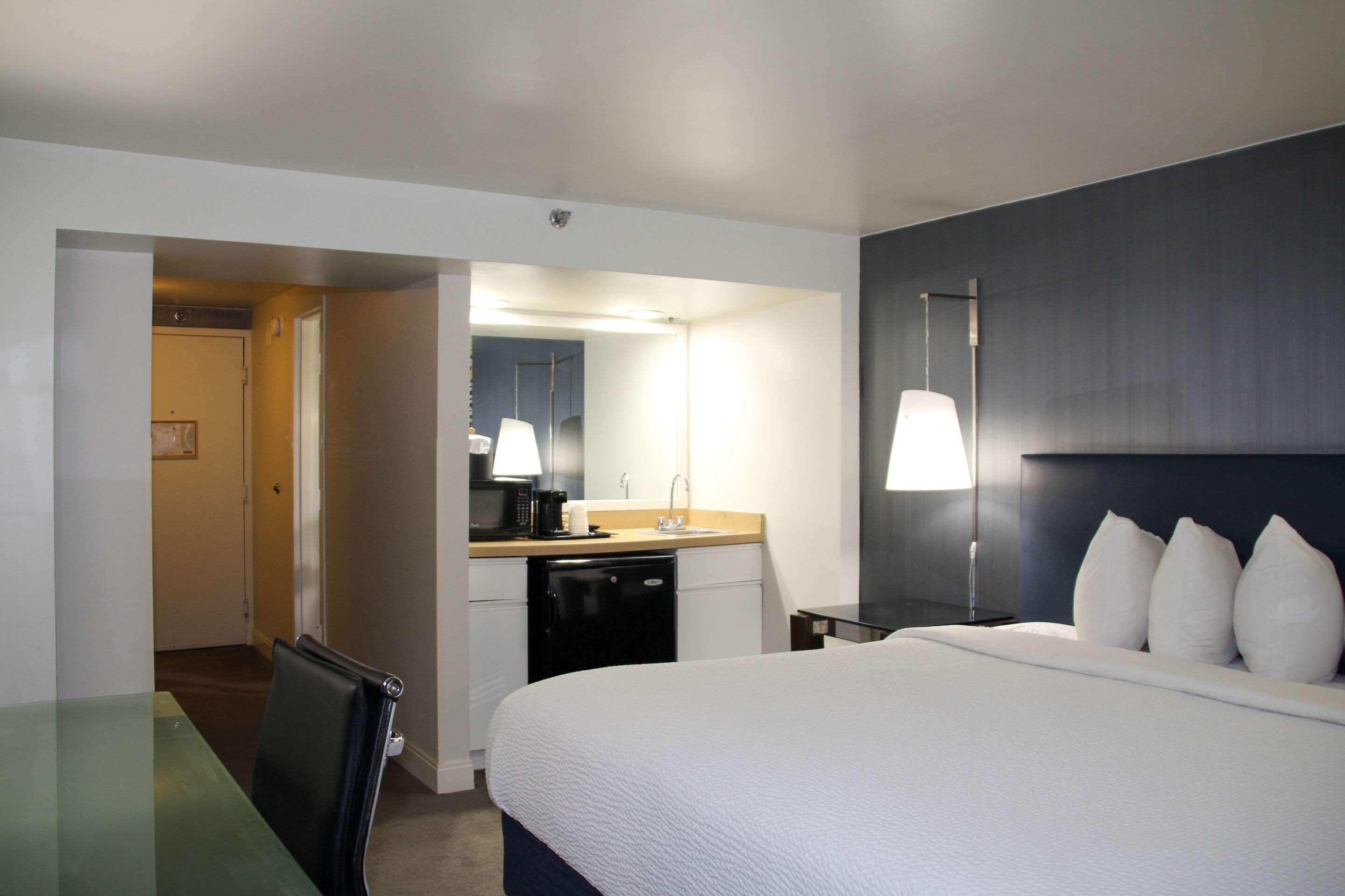 Hotel Comfort & Inner Harbor
