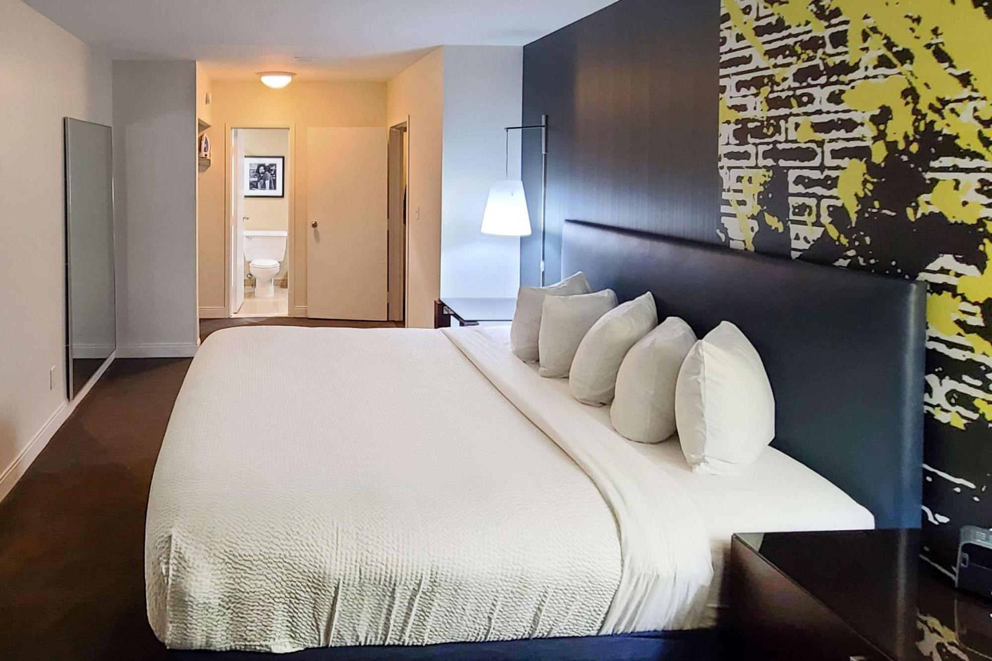 Comfort & Inner Harbor 3*